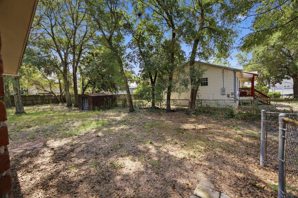 1005 Pinetree Road Mary Esther, FL 32569 - Photo 37 of 46 Backyard1