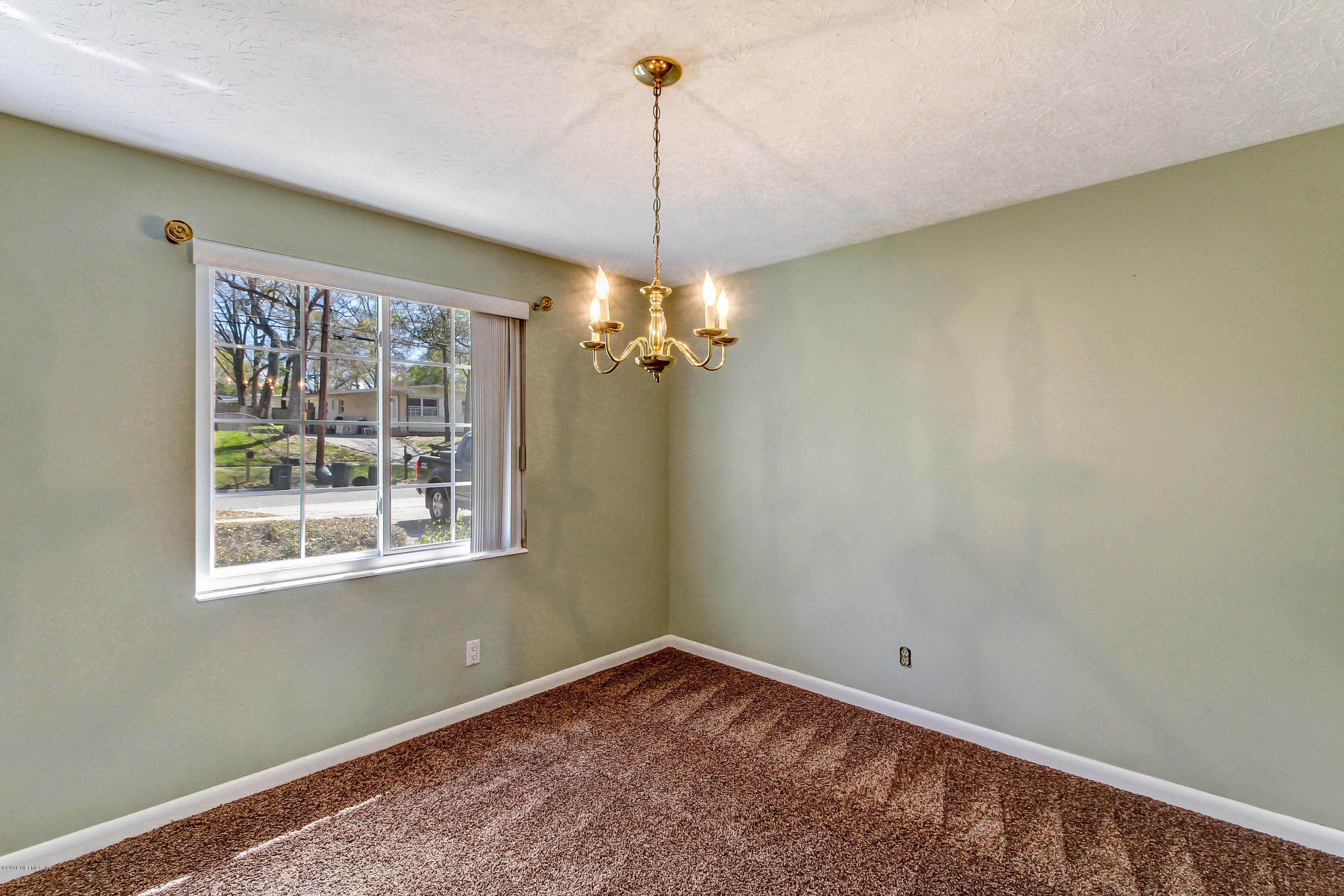 331 Capella Road Orange Park, FL 32073 - Photo 5 of 28 Light filled dining room