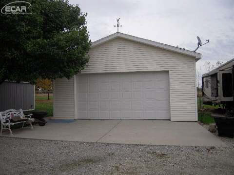5455 South Byron Road Durand, MI 48429 - Photo 14 of 37 20423323-13.JPG