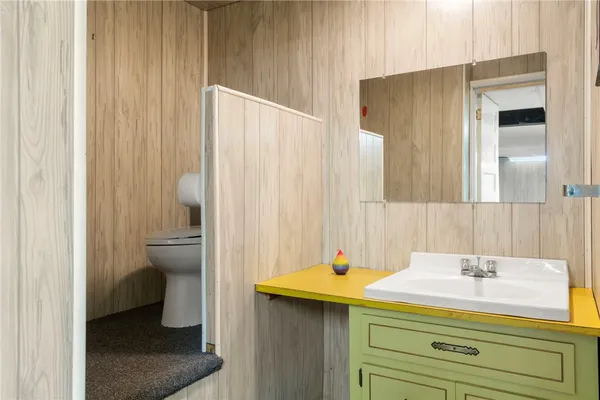 $1,145,000 | 145 East Hill Drive, Cranston, RI 02920