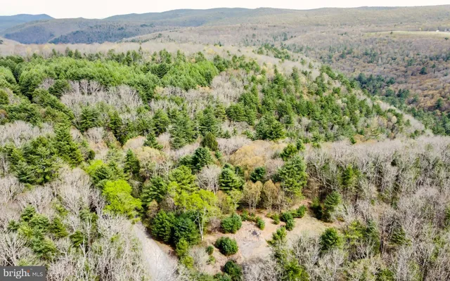 $235,000 | 220 Gillens Road, Mill Hall, PA 17751