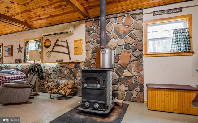 $235,000 | 220 Gillens Road, Mill Hall, PA 17751