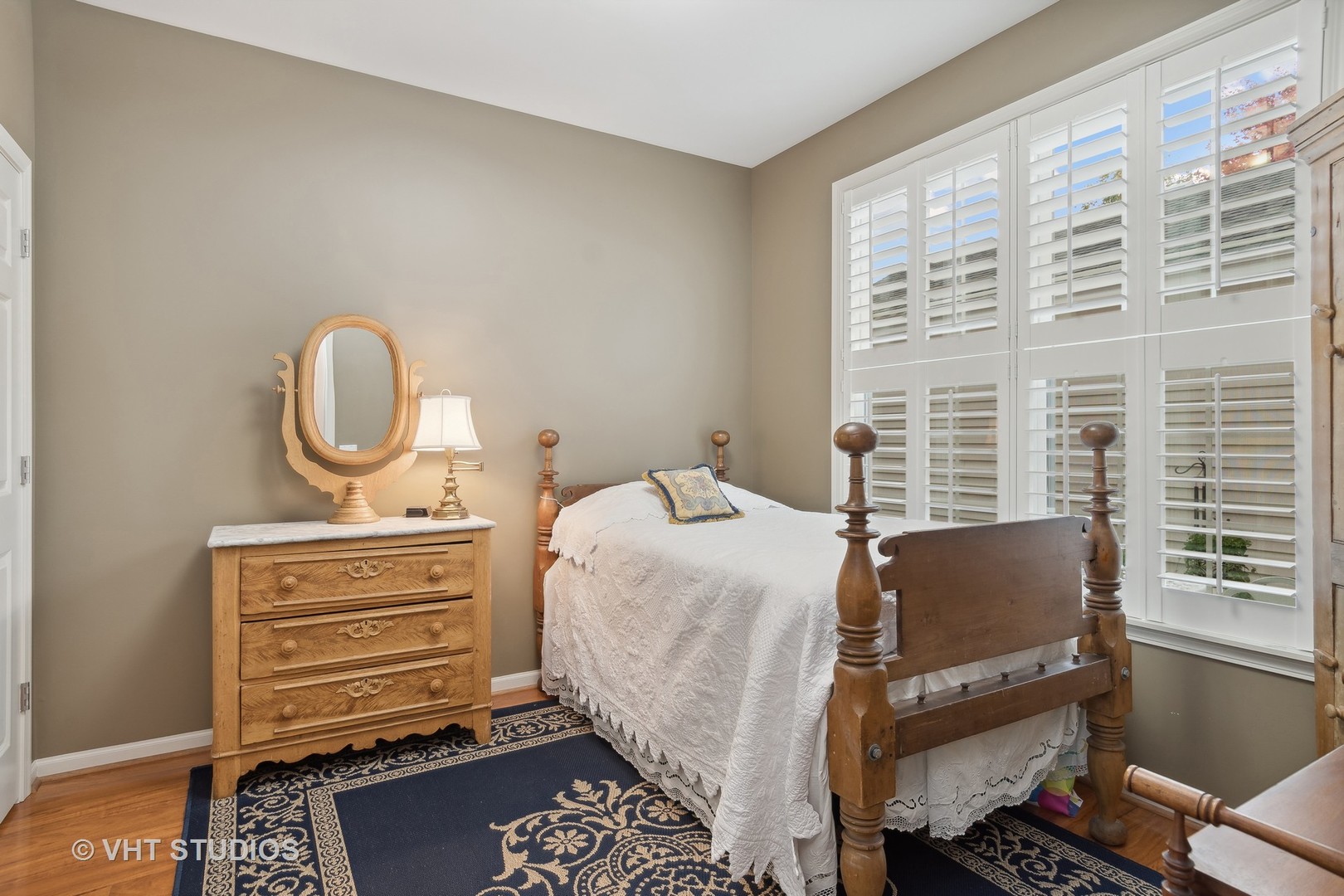 2944 Normandy Circle Naperville, IL 60564 - Photo 15 of 38 a bedroom with a bed and a dresser