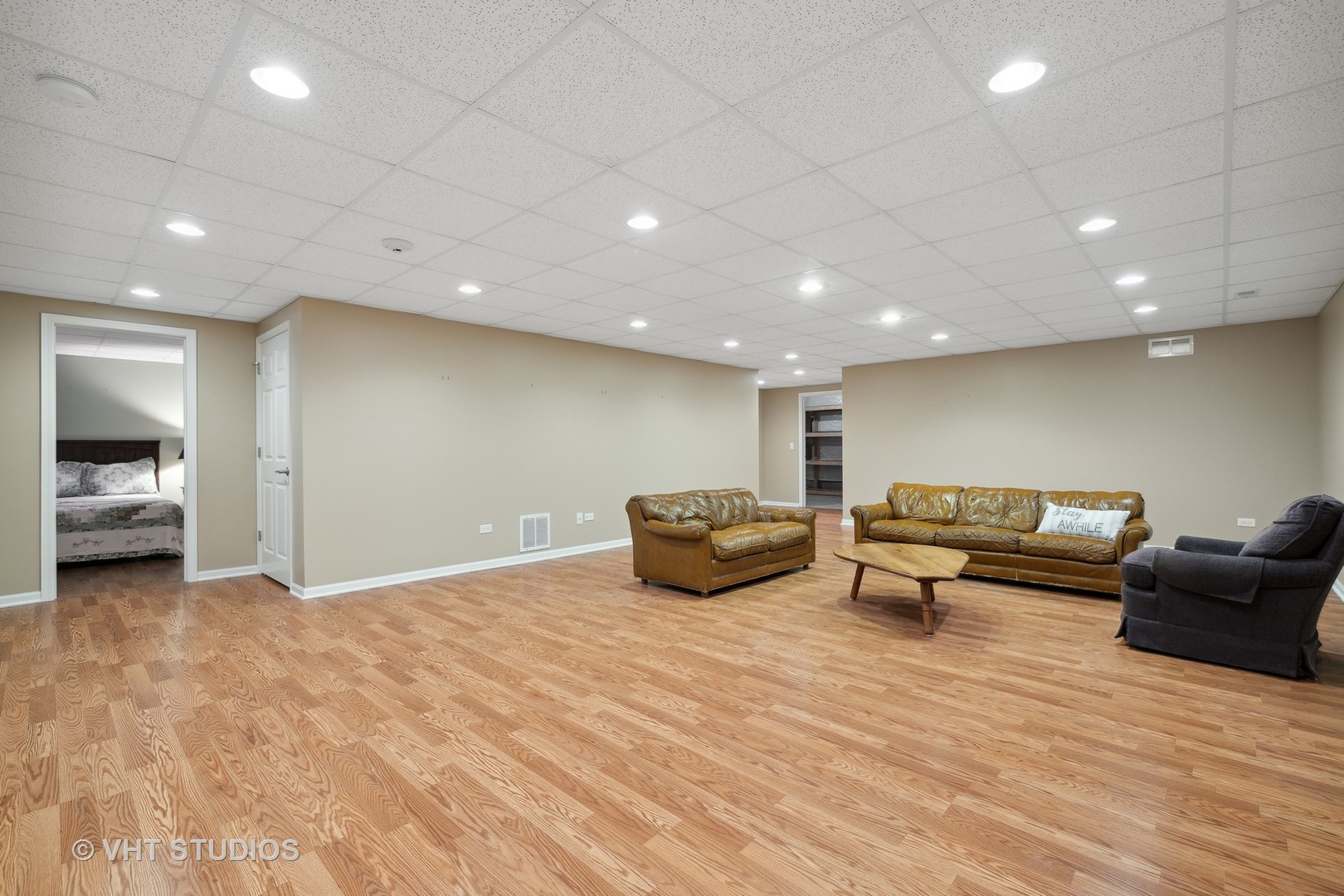 2944 Normandy Circle Naperville, IL 60564 - Photo 17 of 38 a living room with furniture and a wooden floor