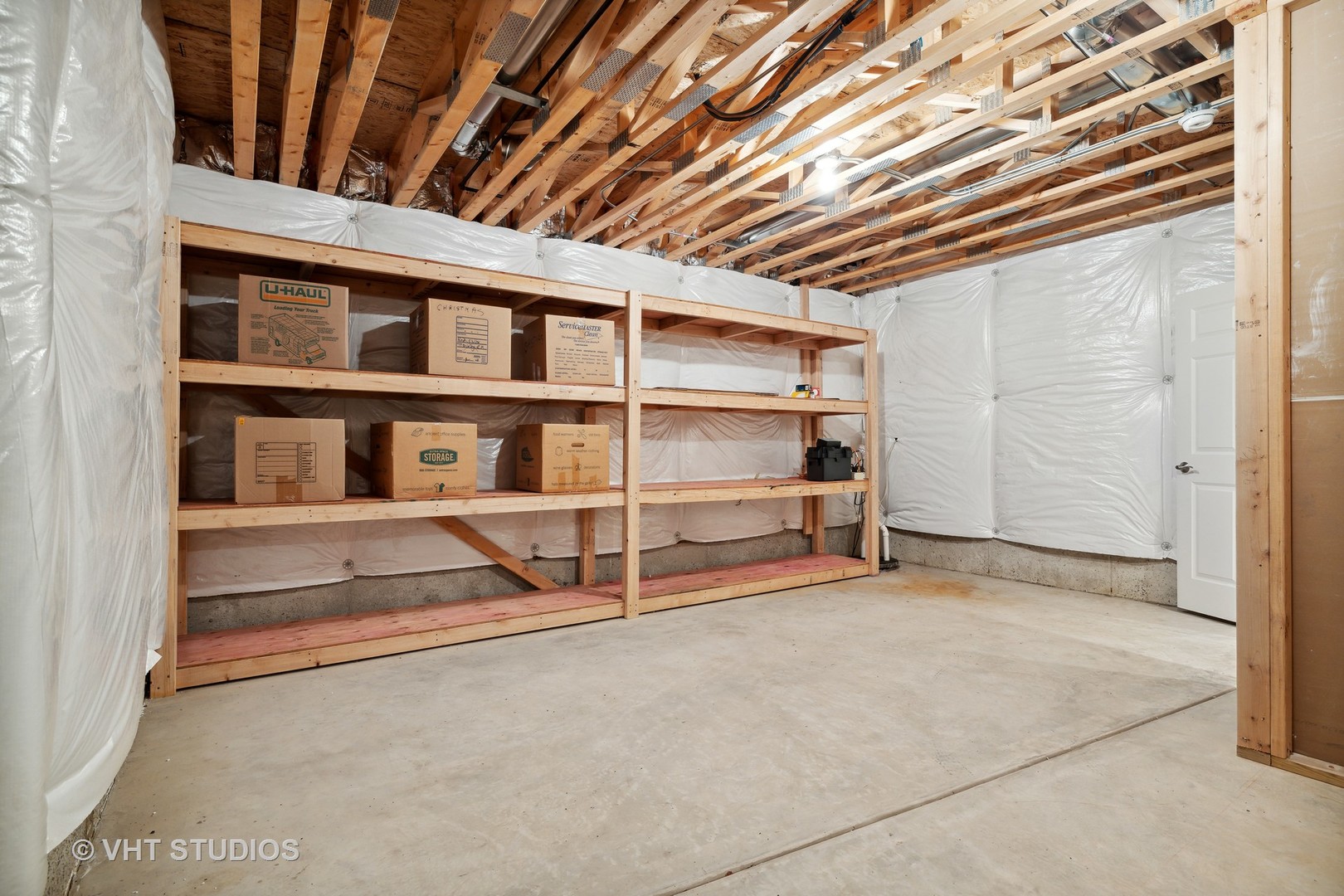 2944 Normandy Circle Naperville, IL 60564 - Photo 22 of 38 a view of an empty room with a window