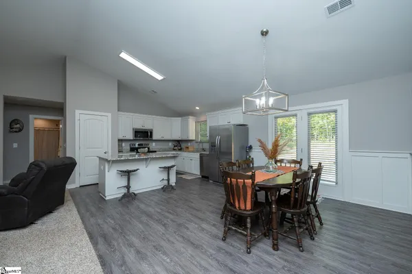 $325,000 | 293 Cecil Drive, Waterloo, SC 29384