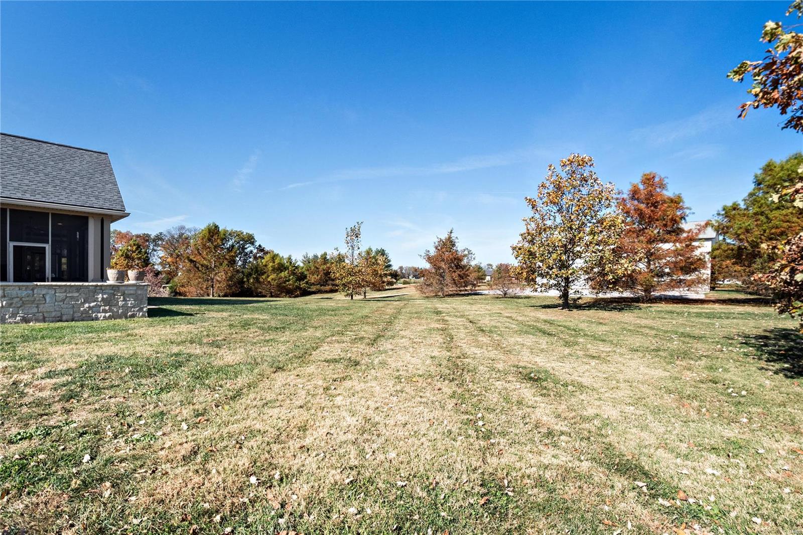 2193 Clover Leaf School Road Belleville, IL 62223 - Photo 7 of 61 Gallery Image 7