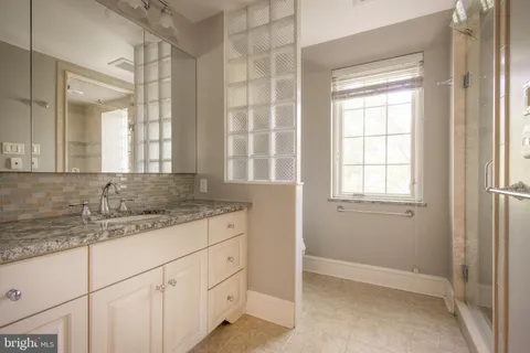 $900,000 | 324 Holmecrest Road, Jenkintown, PA 19046