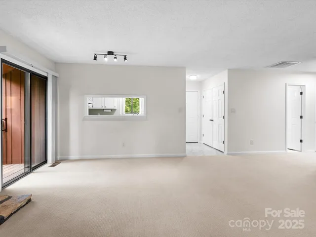 $232,500 | 102 Cedar Forest Trail, Asheville, NC 28803