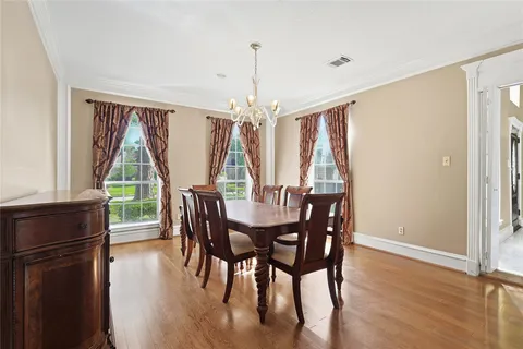 $385,000 | 7331 Athlone Drive, Houston, TX 77088