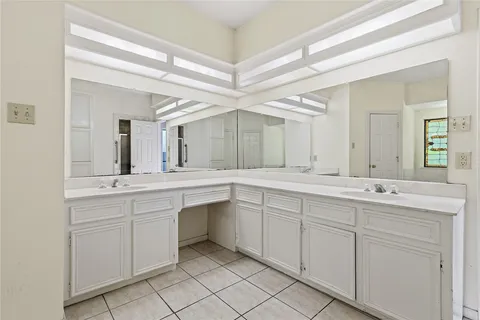 $385,000 | 7331 Athlone Drive, Houston, TX 77088