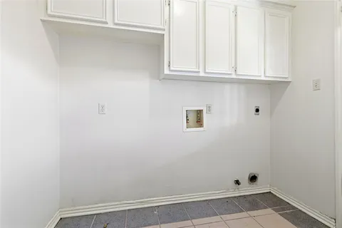 $385,000 | 7331 Athlone Drive, Houston, TX 77088