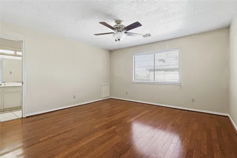 $385,000 | 7331 Athlone Drive, Houston, TX 77088