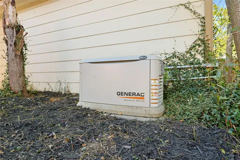 $385,000 | 7331 Athlone Drive, Houston, TX 77088