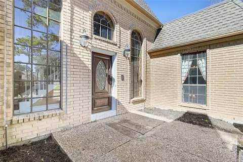 $385,000 | 7331 Athlone Drive, Houston, TX 77088