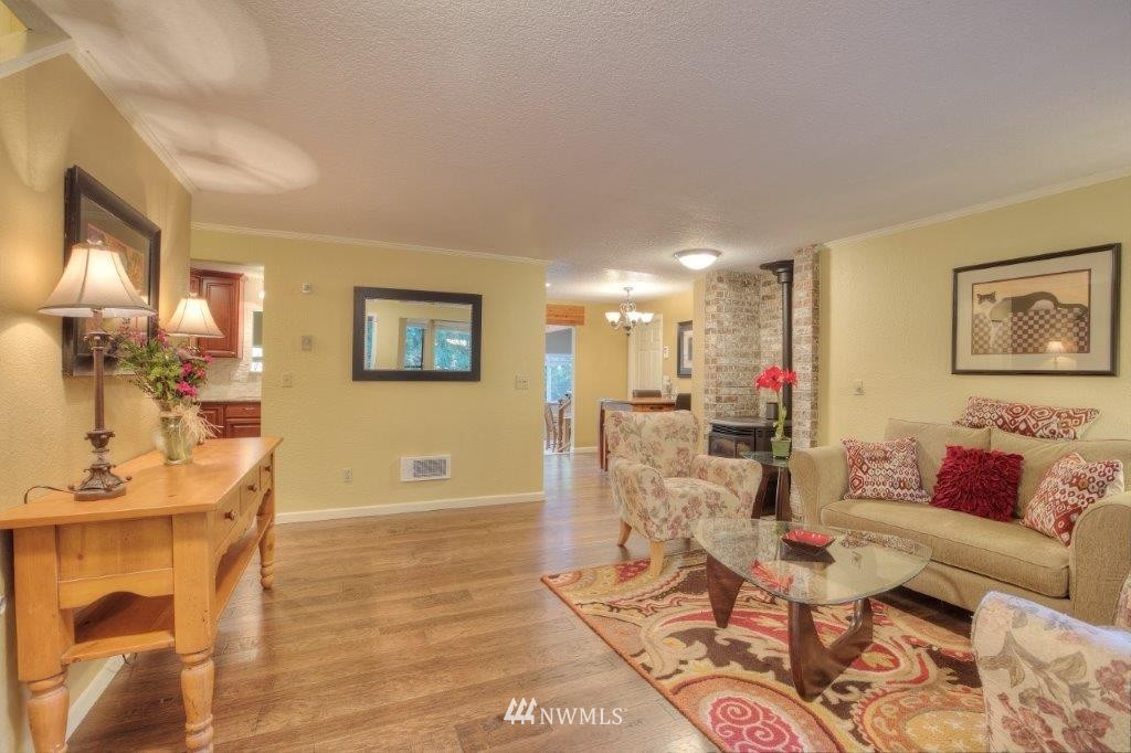 5812 Banner Road Southeast Port Orchard, WA 98367 - Photo 4 of 22 Gallery Image 4