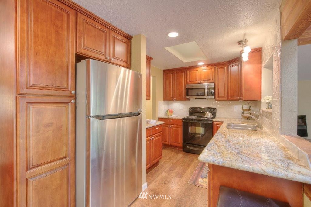 5812 Banner Road Southeast Port Orchard, WA 98367 - Photo 9 of 22 Gallery Image 9