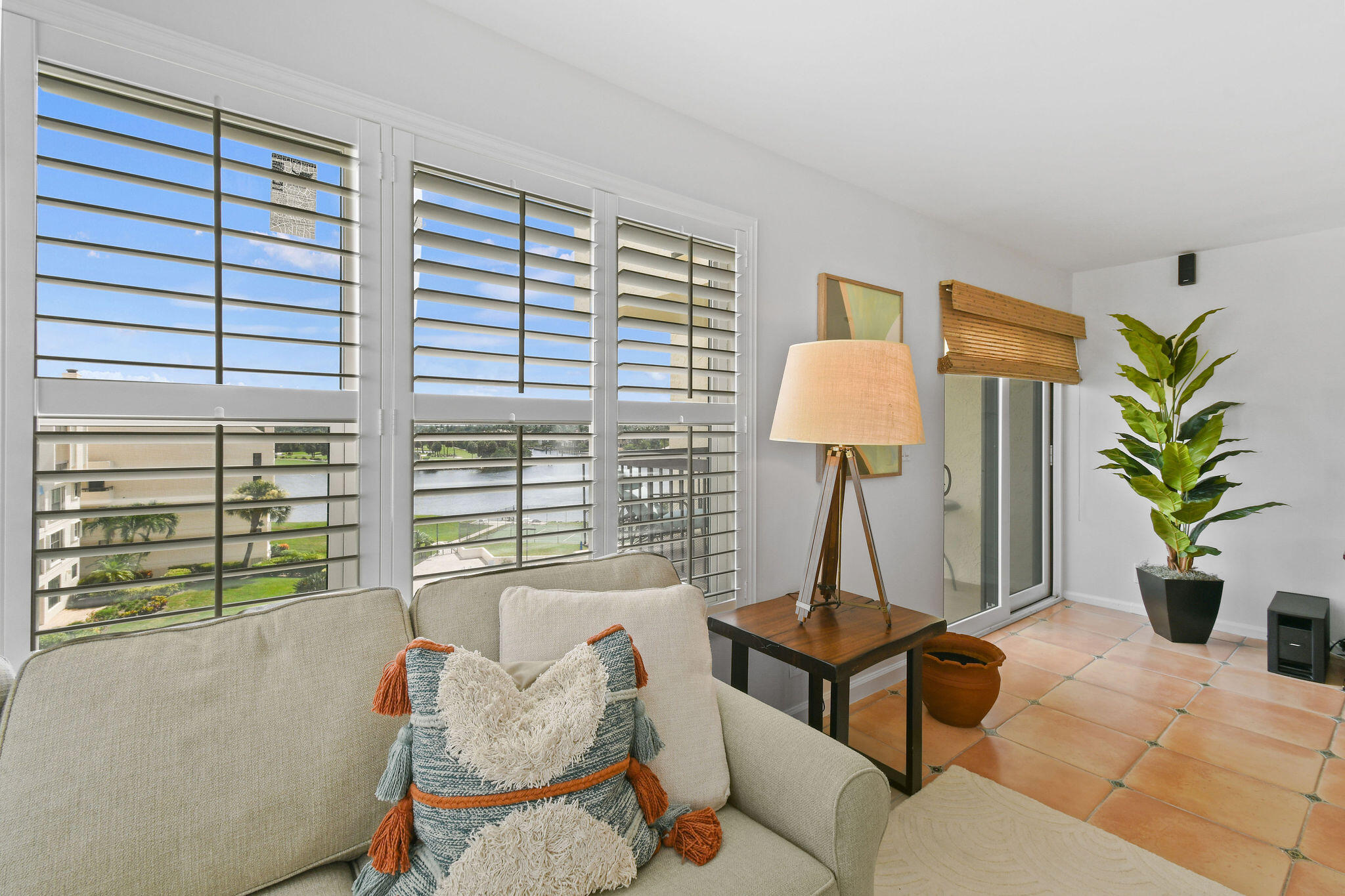 372 Golfview Road, Unit 503 North Palm Beach, FL 33408 - Photo 19 of 54 374GolfviewRd#503_22