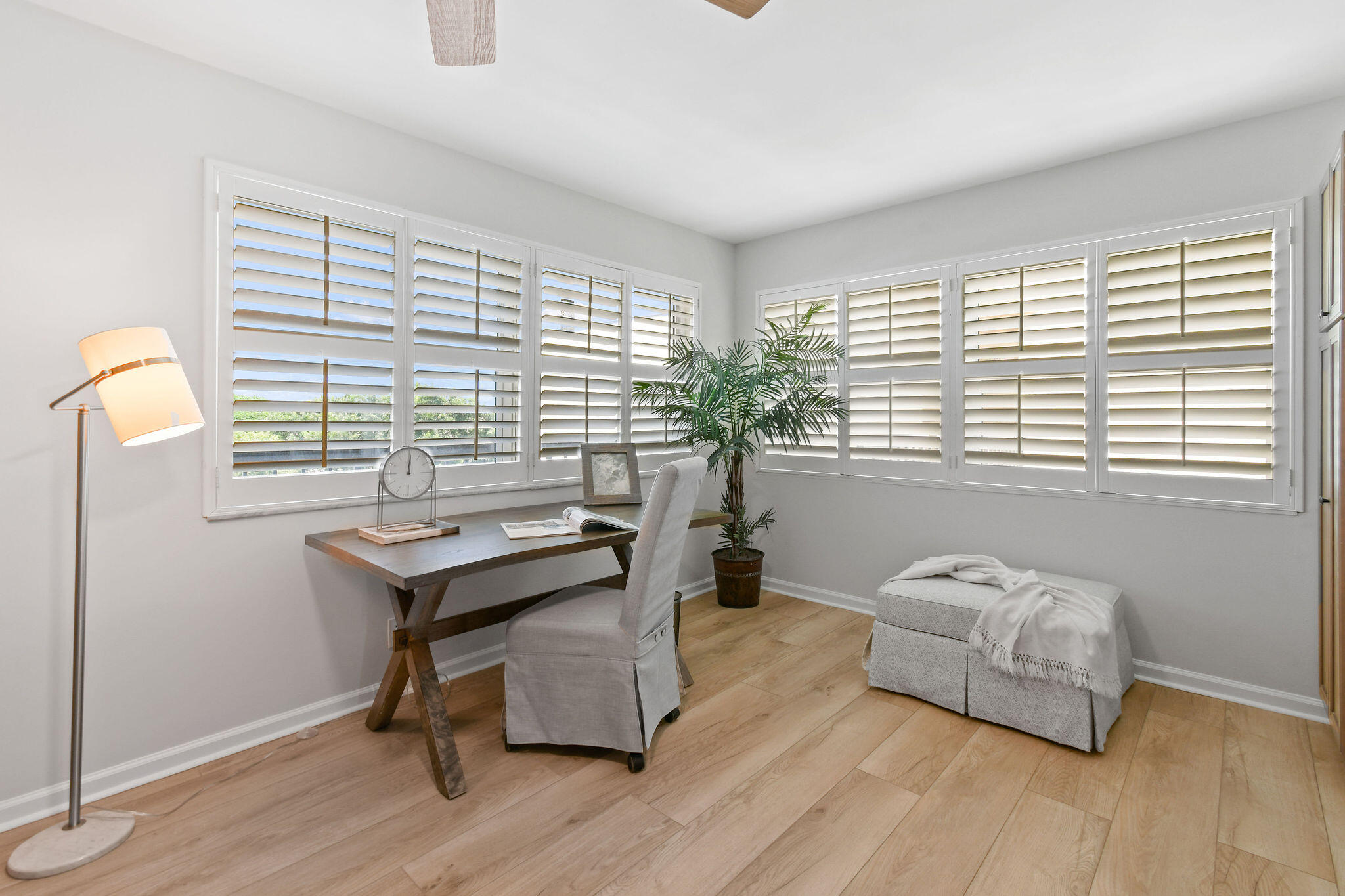 372 Golfview Road, Unit 503 North Palm Beach, FL 33408 - Photo 23 of 54 374GolfviewRd#503_07