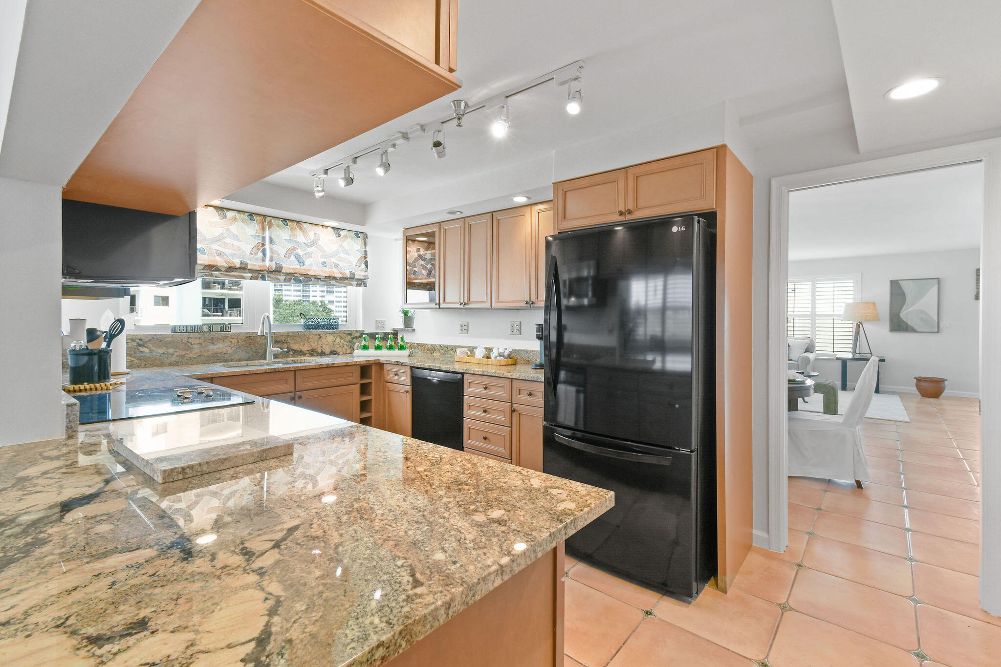 372 Golfview Road, Unit 503 North Palm Beach, FL 33408 - Photo 25 of 54 374GolfviewRd#503_13
