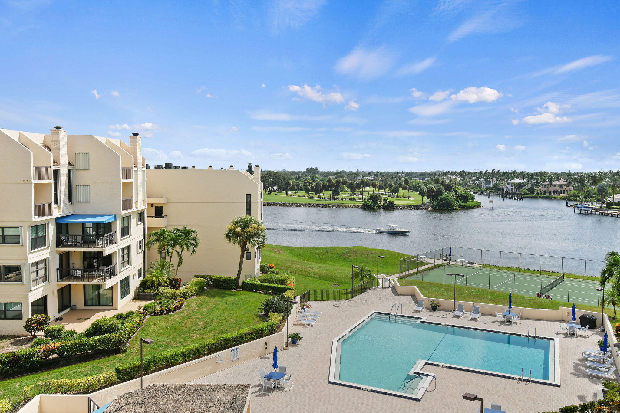 372 Golfview Road, Unit 503 North Palm Beach, FL 33408 - Photo 37 of 54 374GolfviewRd#503_54