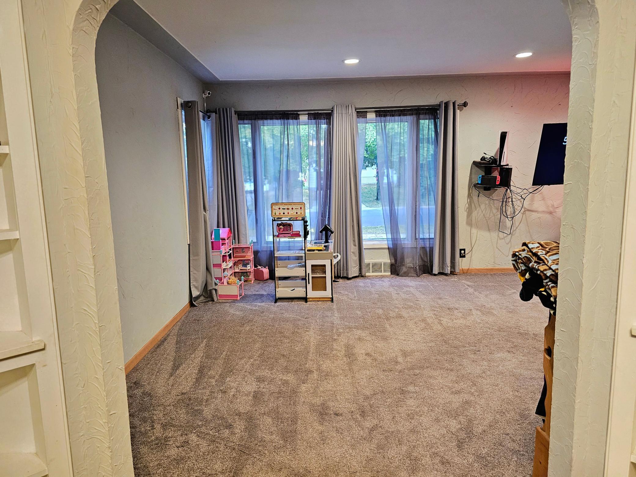 409 North Prairie Street Sherburn, MN 56171 - Photo 12 of 42