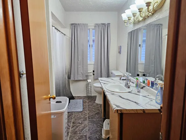 $179,900 | 409 North Prairie Street, Sherburn, MN 56171