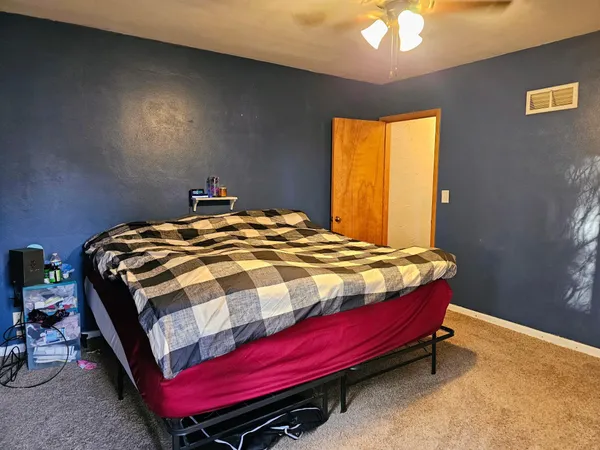 $179,900 | 409 North Prairie Street, Sherburn, MN 56171