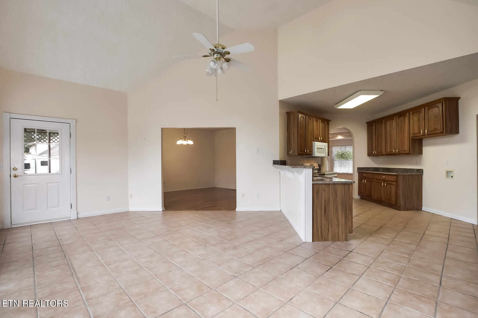 196 Foremast Road Kingston, TN 37763 - Photo 22 of 60 22_ForemastRoad_196_Keeping03