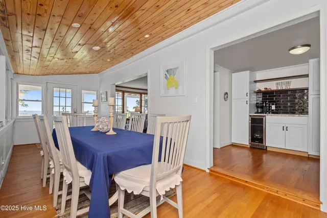 $628,000 | 172 Lands End Road, Knotts Island, NC 27950