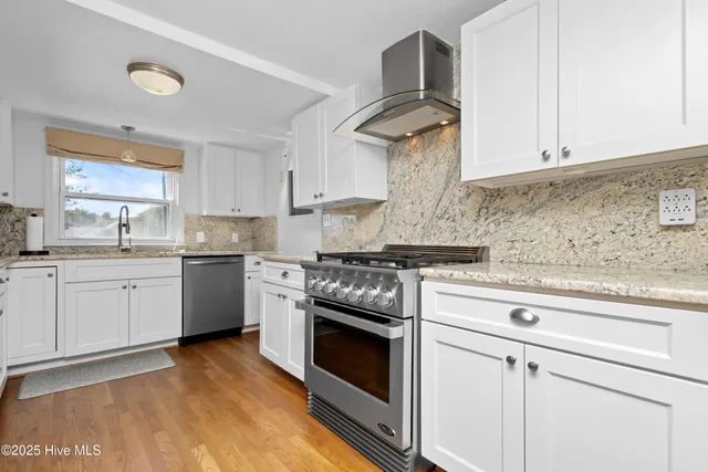 $628,000 | 172 Lands End Road, Knotts Island, NC 27950