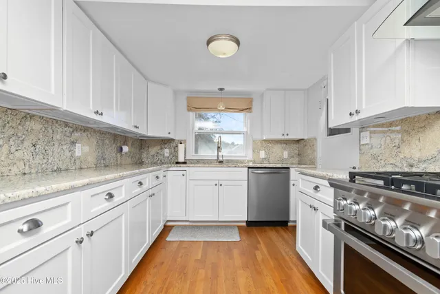 $628,000 | 172 Lands End Road, Knotts Island, NC 27950