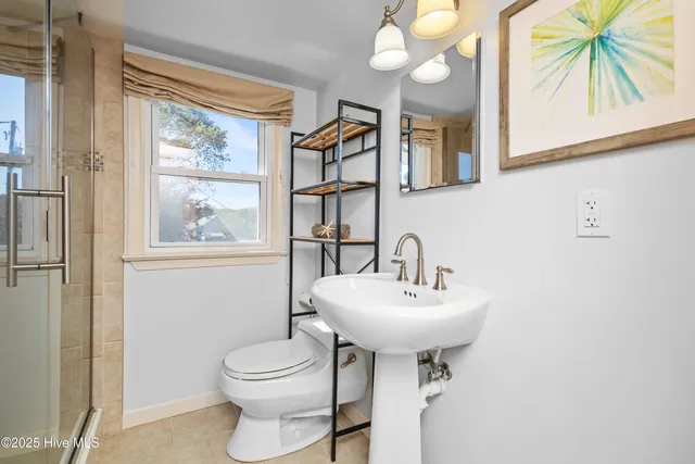 $628,000 | 172 Lands End Road, Knotts Island, NC 27950