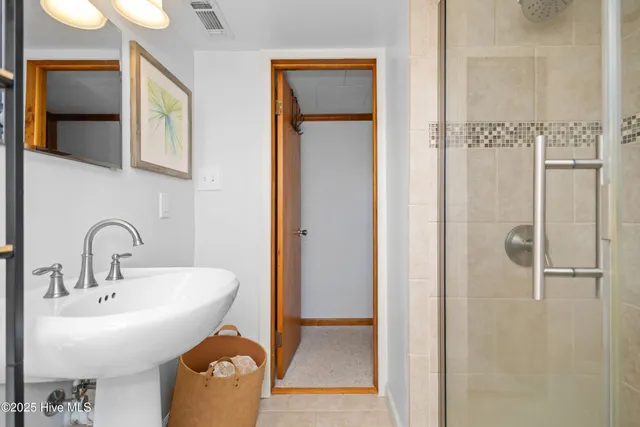 $628,000 | 172 Lands End Road, Knotts Island, NC 27950