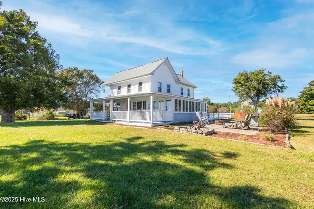 $628,000 | 172 Lands End Road, Knotts Island, NC 27950