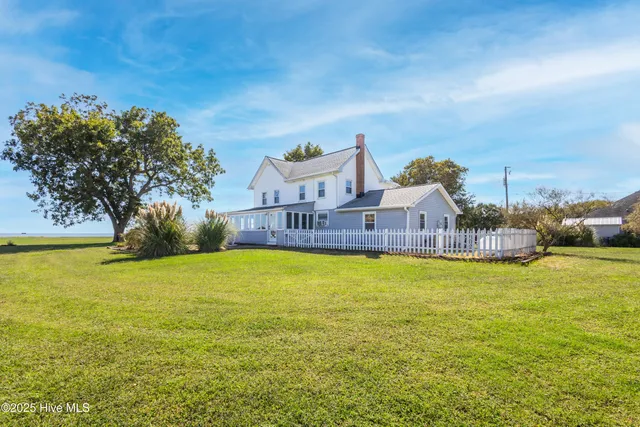 $628,000 | 172 Lands End Road, Knotts Island, NC 27950