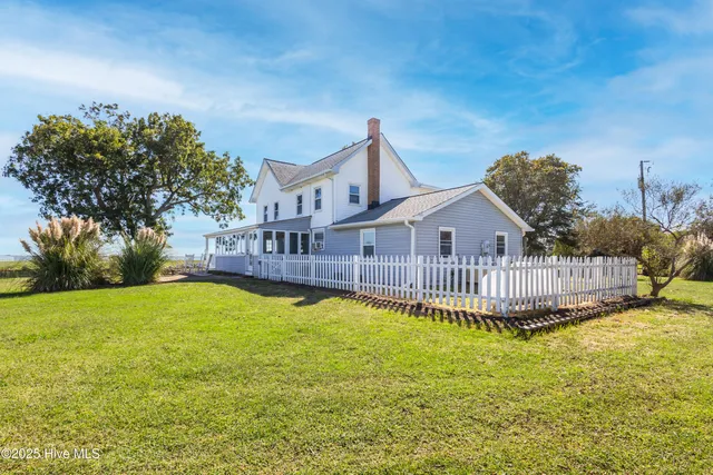$628,000 | 172 Lands End Road, Knotts Island, NC 27950