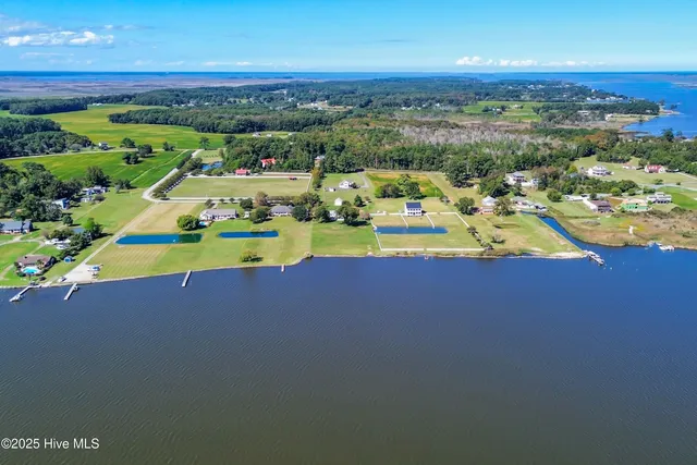 $628,000 | 172 Lands End Road, Knotts Island, NC 27950