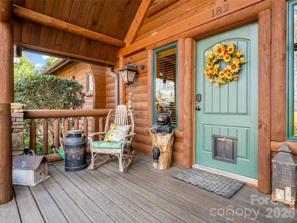 $1,595,000 | 182 Deer Trail, Lake Lure, NC 28746
