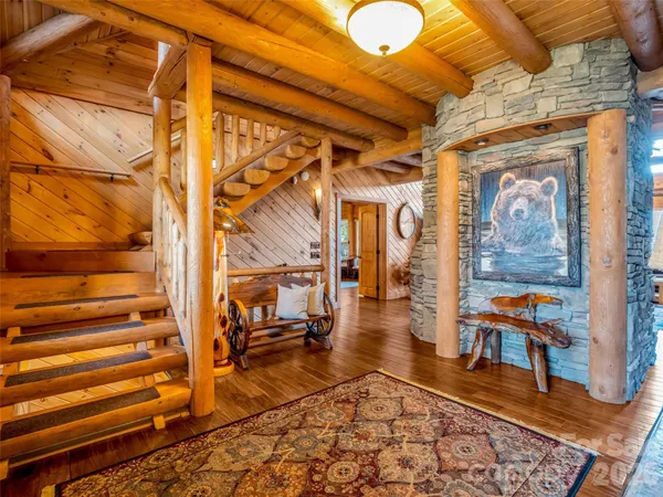 $1,595,000 | 182 Deer Trail, Lake Lure, NC 28746