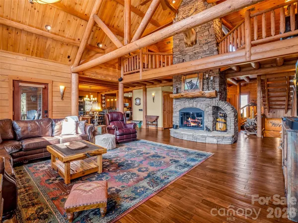 $1,595,000 | 182 Deer Trail, Lake Lure, NC 28746