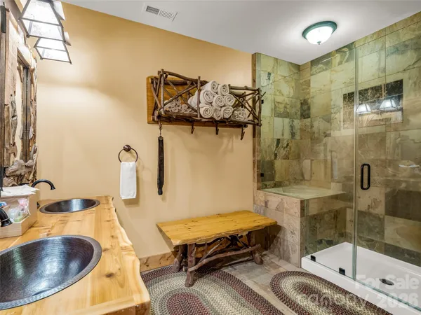 $1,595,000 | 182 Deer Trail, Lake Lure, NC 28746