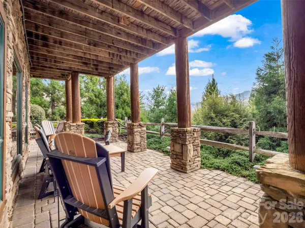 $1,595,000 | 182 Deer Trail, Lake Lure, NC 28746