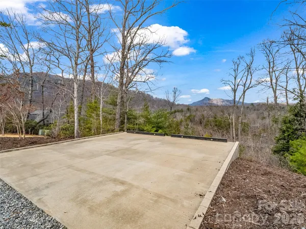 $1,595,000 | 182 Deer Trail, Lake Lure, NC 28746