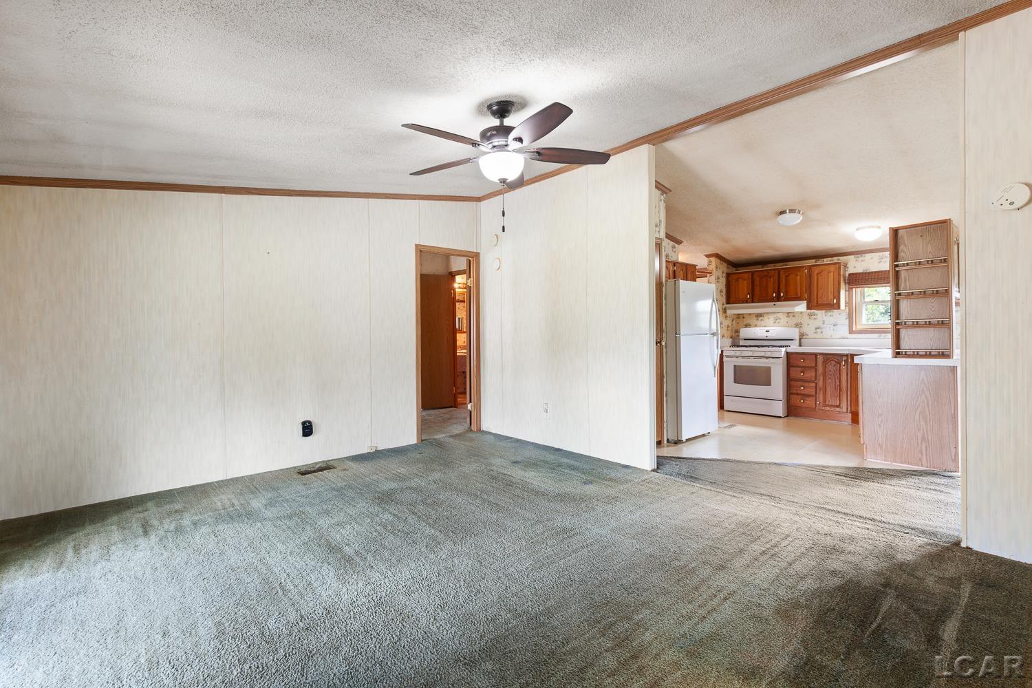 3051 South Kelso Road Pittsford, MI 49271 - Photo 6 of 47 50189656-b5226c83-1692-4f92-b749-9981af9a72ca.JPG