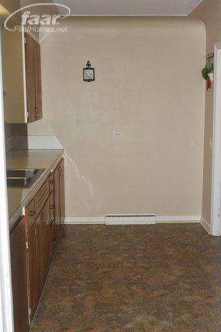 9807 Newburg Road Durand, MI 48429 - Photo 6 of 9 20413628-5.JPG