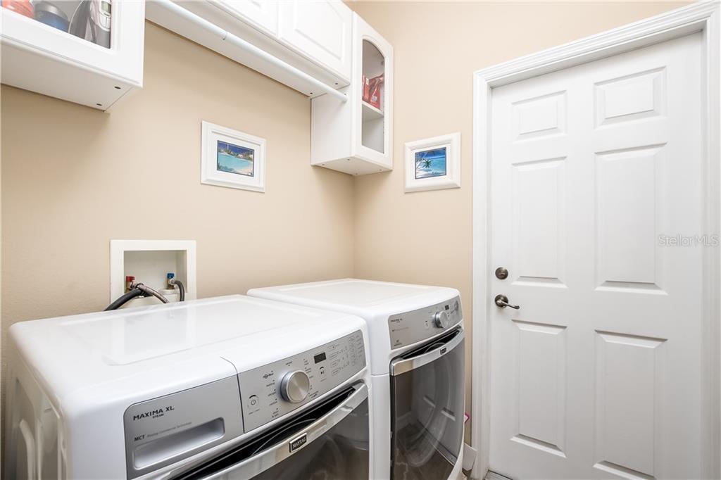 4655 Indian Deer Road Windermere, FL 34786 - Photo 19 of 25 Laundry room