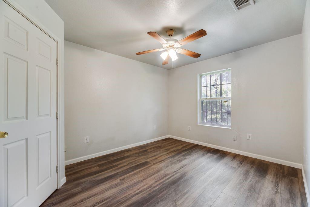 2526 Exeter Avenue Dallas, TX 75216 - Photo 14 of 19