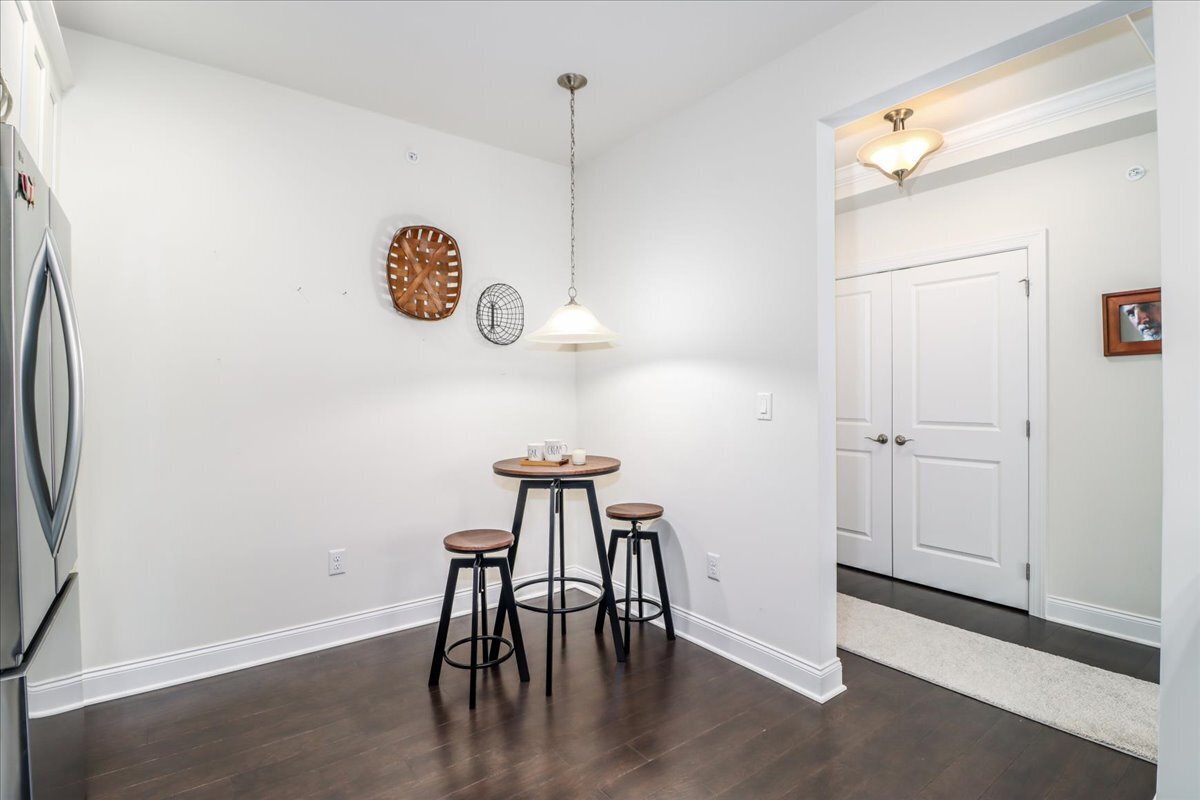 433 Brookside Court, Unit 433 Newtown, CT 06470 - Photo 17 of 38