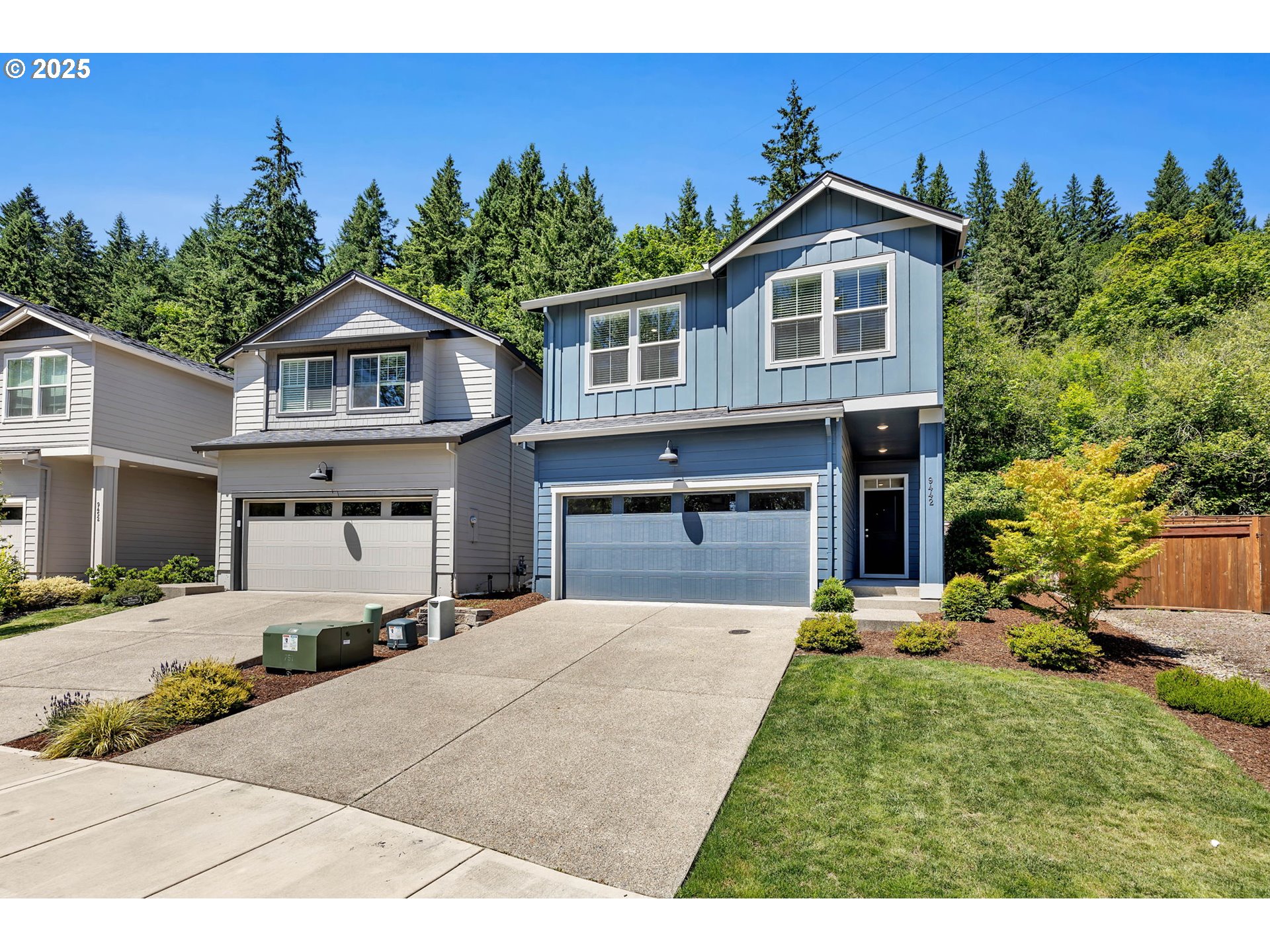 9442 North Chestnut Street Camas, WA 98607 - Photo 2 of 47 Driveway